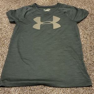 Under Armour : HeatGear shirt size L